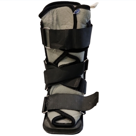 𝅺fla Walker Cast Boot - Picture 2 of 5